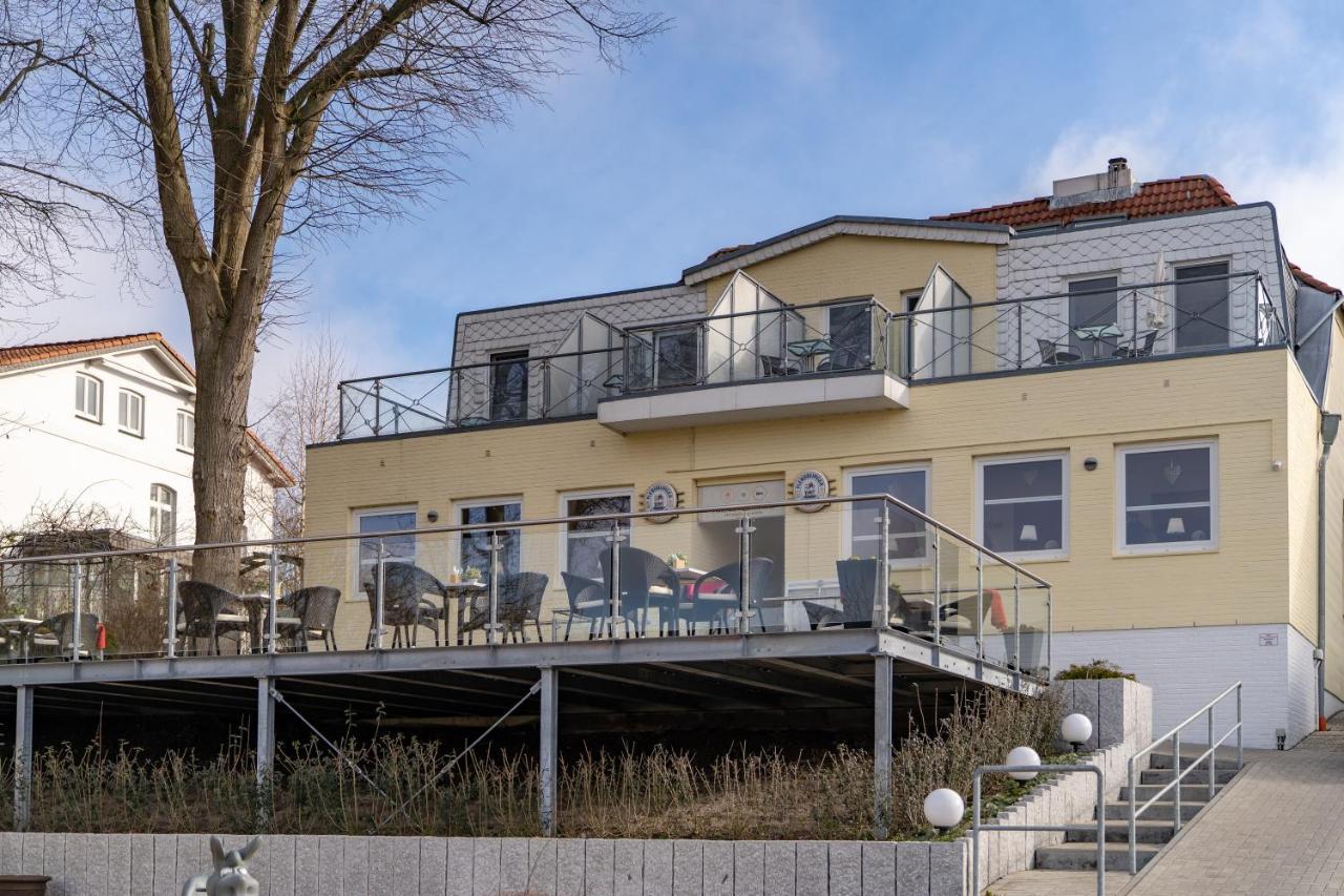 Hotel Am Wasserschloss Glücksburg Dış mekan fotoğraf